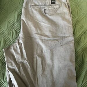 Men's American Eagle Gray and Khaki Chino Shorts - 2 Pairs